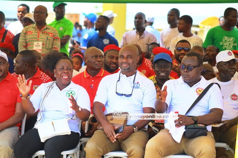 [PHOTOS] President Mahama applauds workers on May Day
