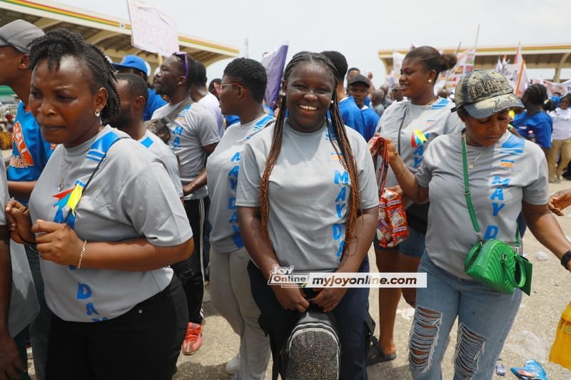 [PHOTOS] President Mahama applauds workers on May Day