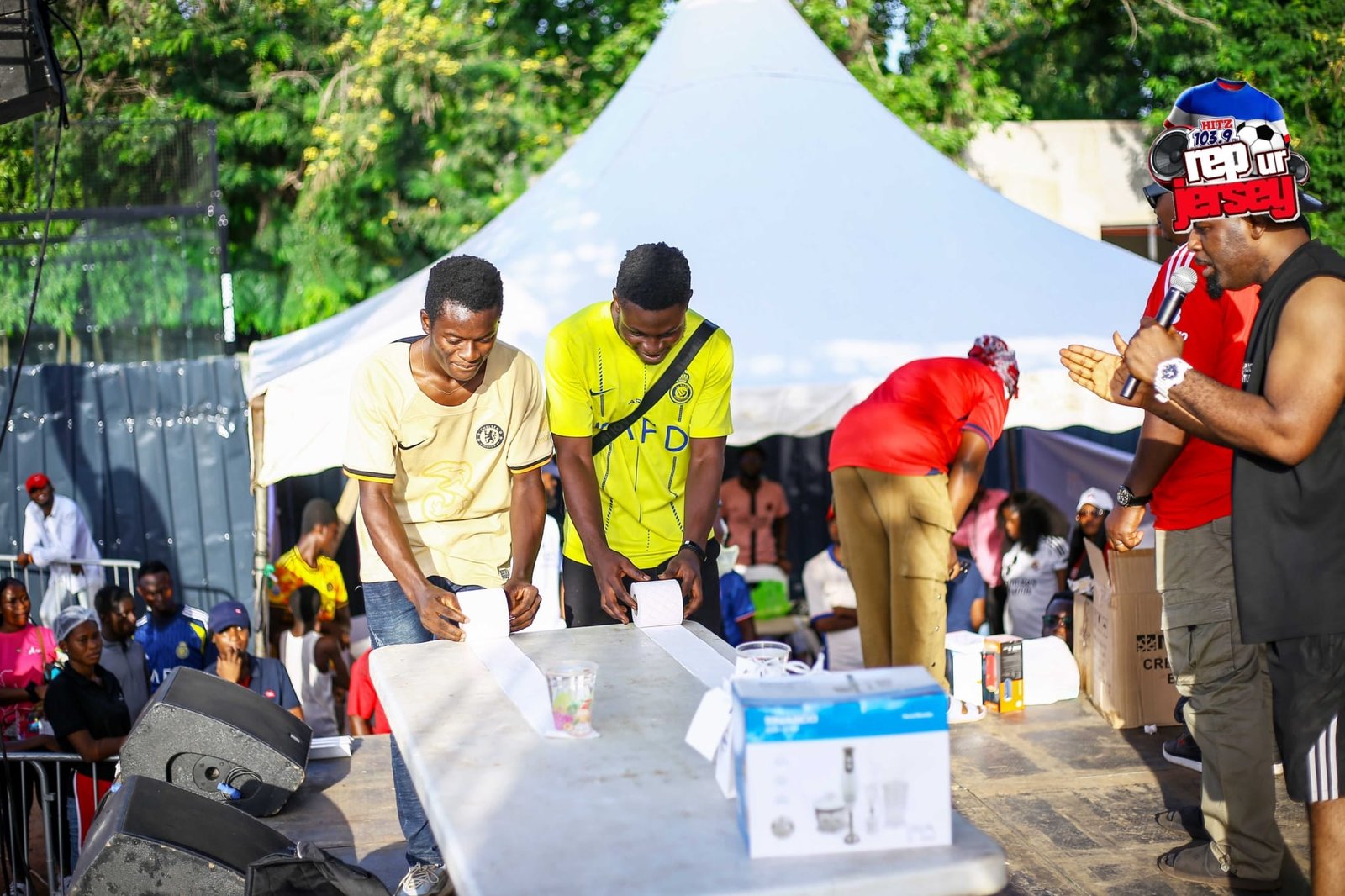 Photos: Fans win big at ‘Rep Ur Jersey’ as sponsors reward game participants with exciting prizes