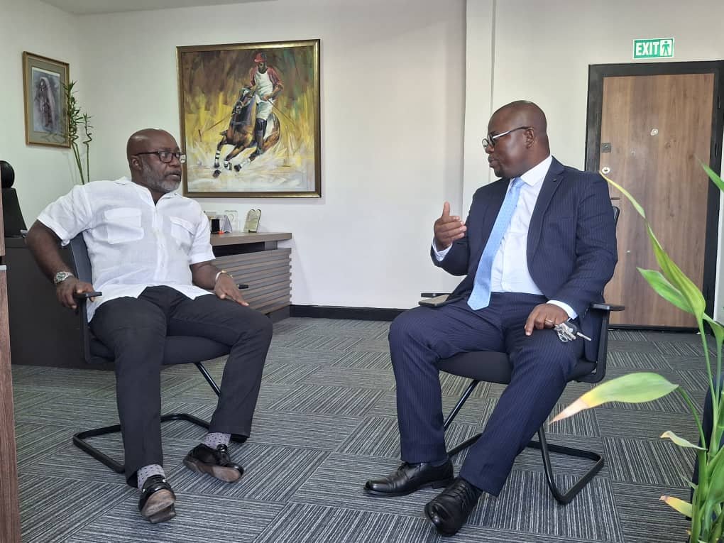 AUCB Alumni executives pay courtesy call on new Chancellor Frank Adu Jr.